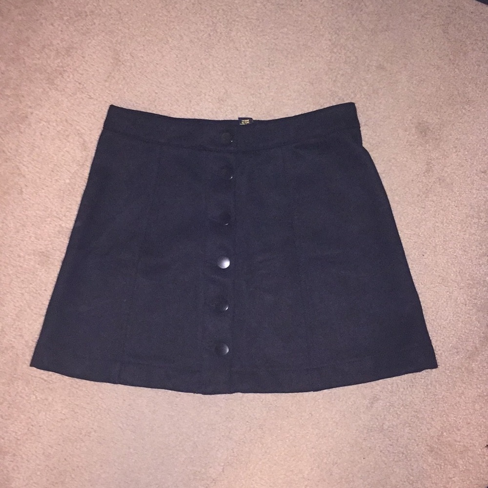 Forever 21 black skirt with buttons